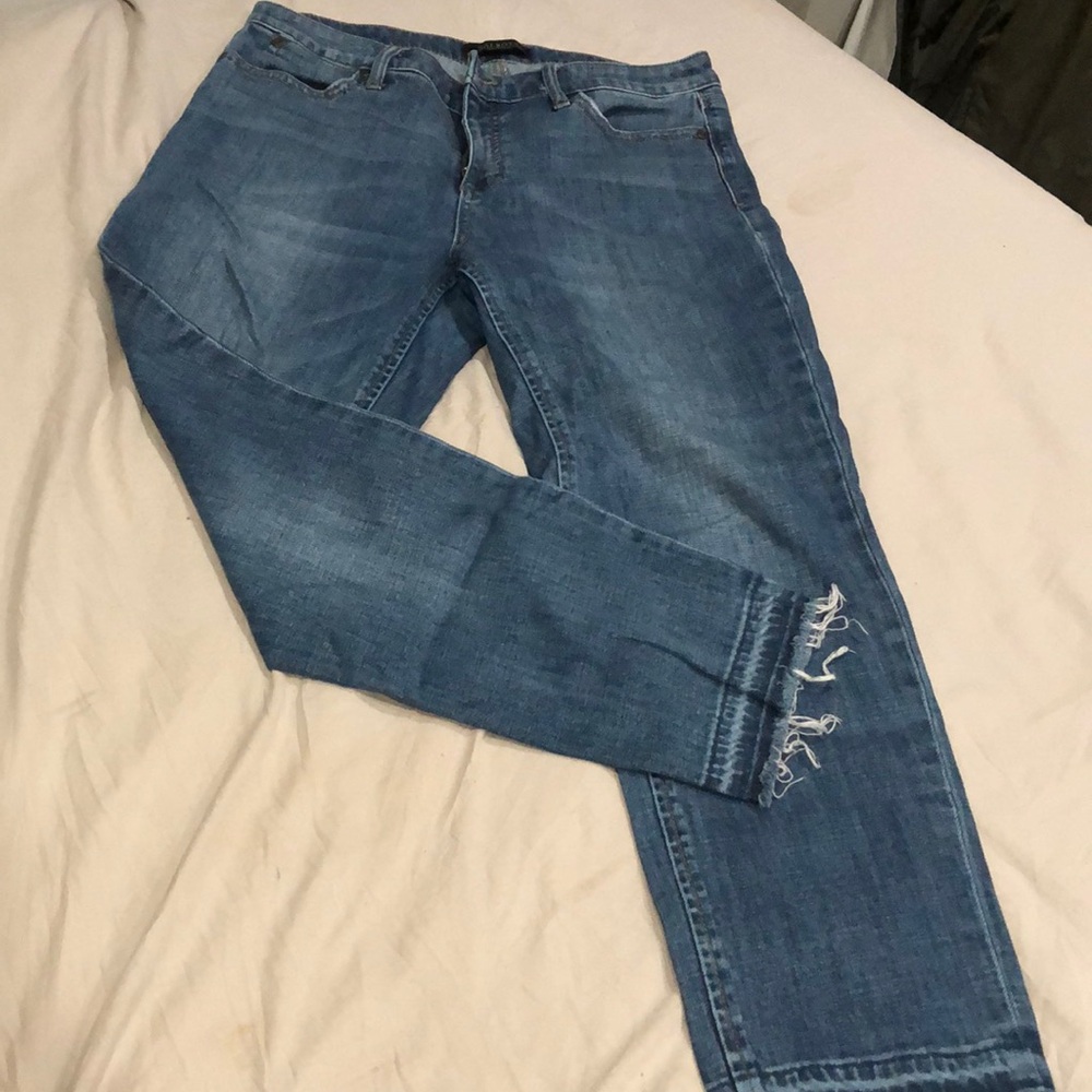 Like New Talbots size 8 Straight Leg Stretch Jeans